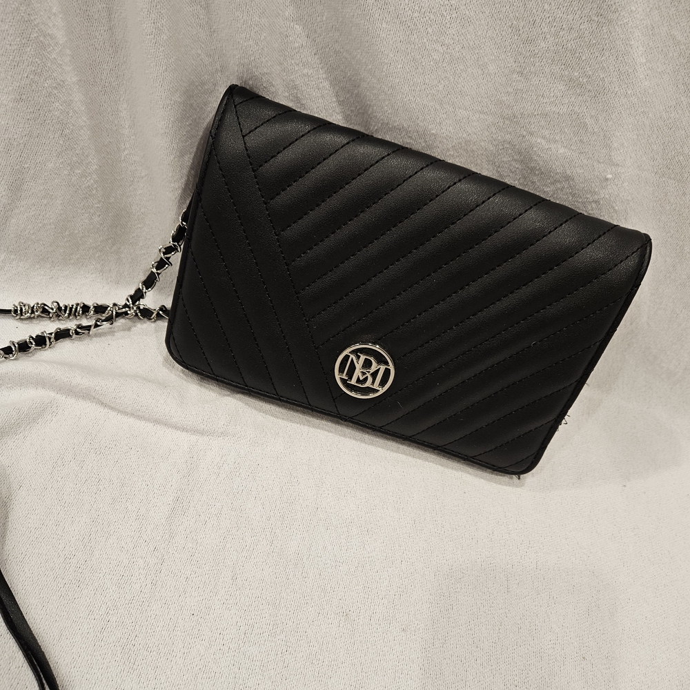 Badgley Mischka Black Chevron Crossbody Bag
